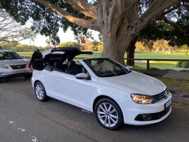 Convertible Vw Golf Inspection In Sydney
